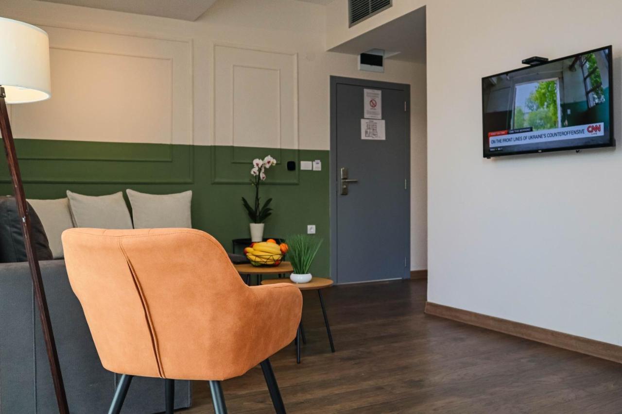 Hotel Dijana Пирот Экстерьер фото