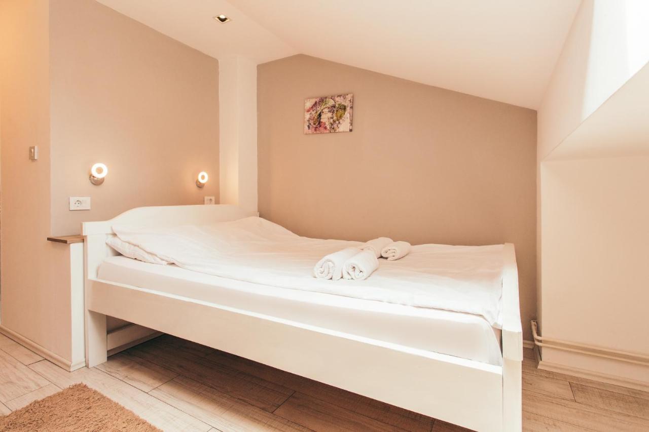 Hotel Dijana Пирот Экстерьер фото