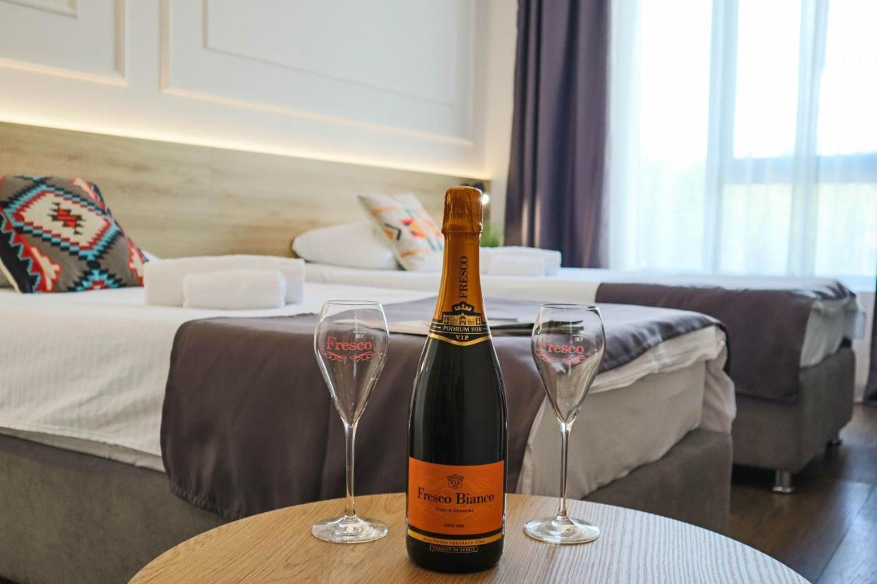 Hotel Dijana Пирот Экстерьер фото
