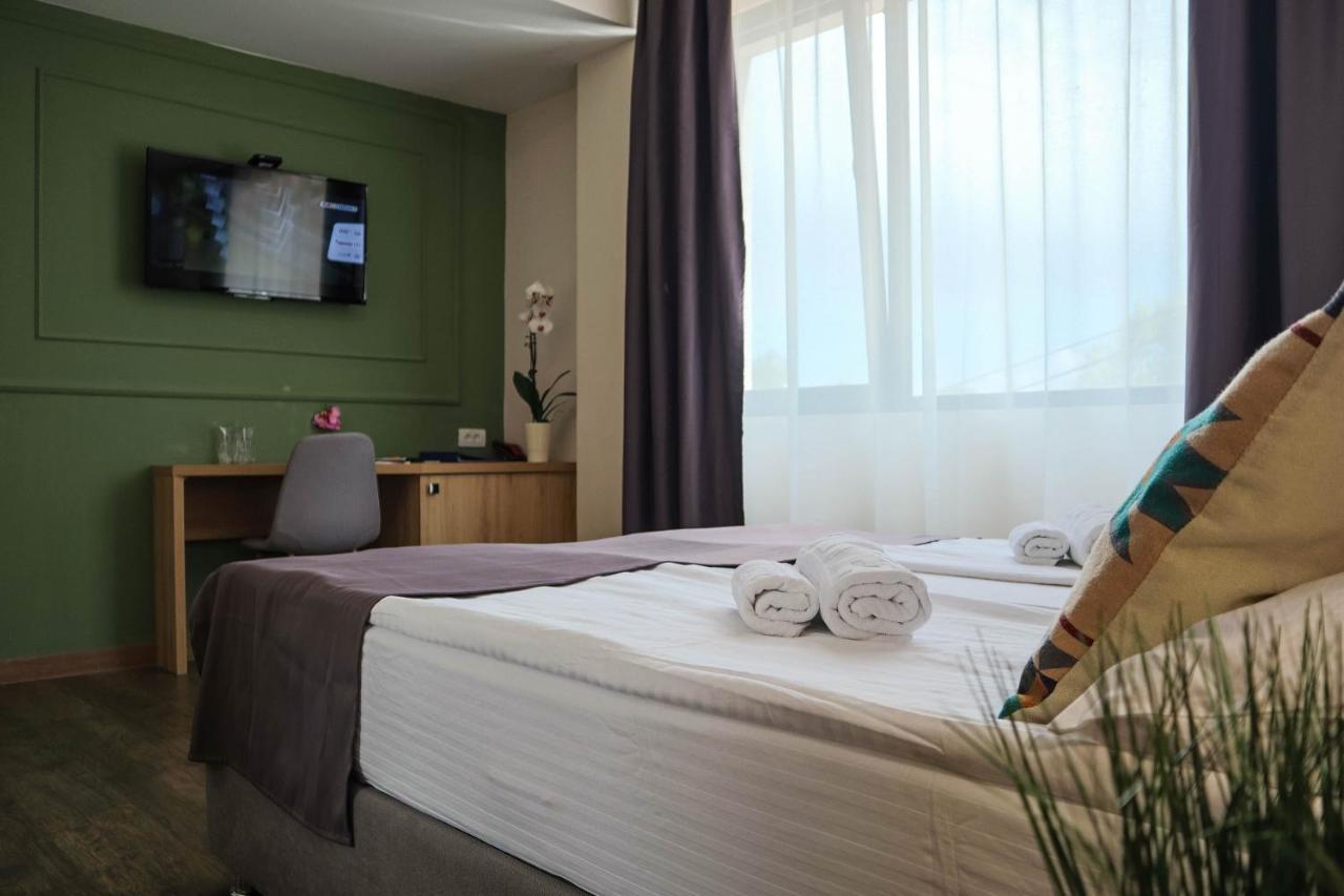 Hotel Dijana Пирот Экстерьер фото